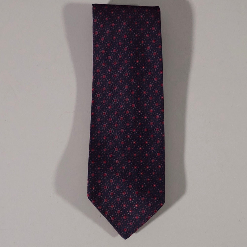 Saks Fifth Avenue Silk Tie Mens OS Navy Red Geometric Medallion Made in Italy